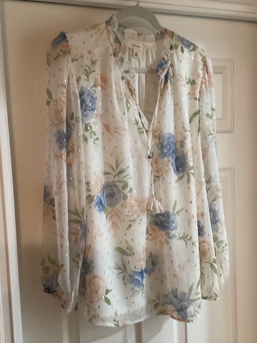 Tie-Neck Floral Blouse in Blue & Cream
